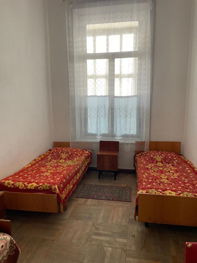 Firuza Hostel Боржоми Екстериор снимка